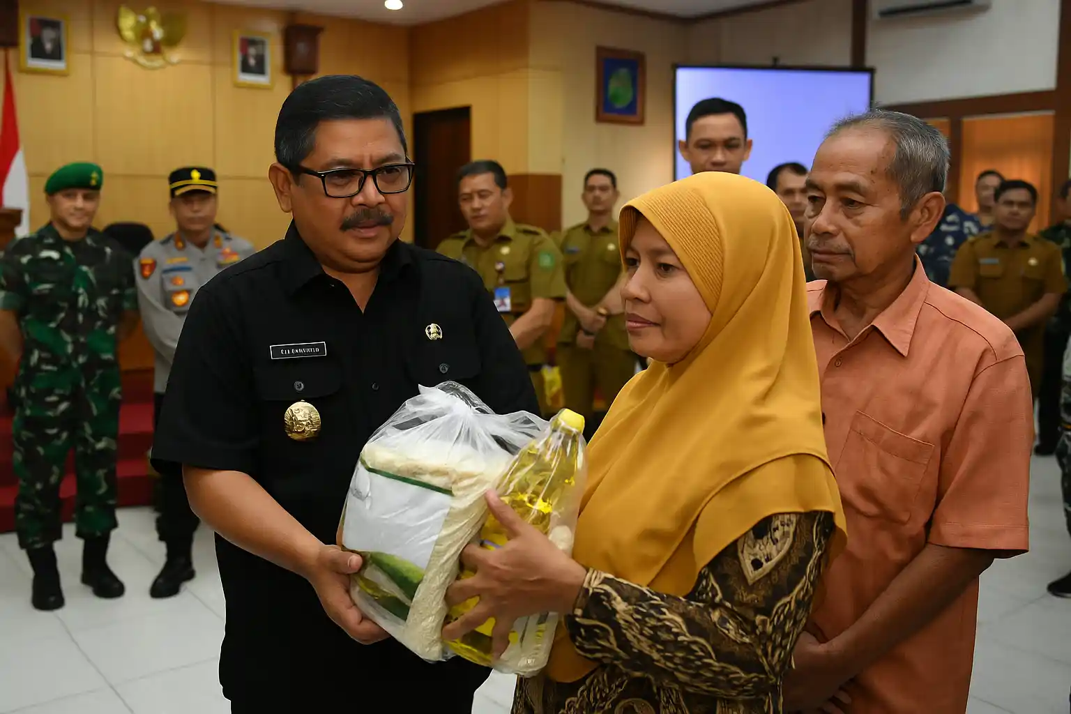 Wali Kota Tanjungpinang Resmikan Penyaluran Perdana Bantuan Pangan Tahap I